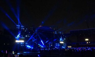 好妹妹乐队：一场网络众筹来的演唱会-论十八线艺人的成长路