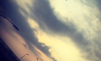 提升自信心20步：第八步抬头挺胸
