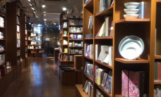 书店不死：无印良品 / MUJI BOOKS