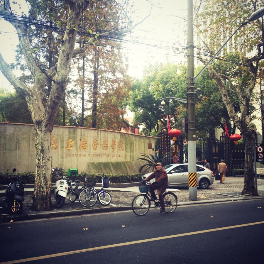 晚来的时光