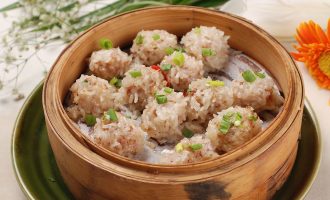 食堂有了狮子头