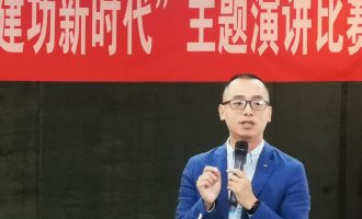 即兴点评的“里子”是那些套路以外的话